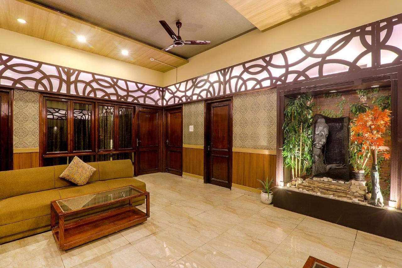 Hotel Executive Hasanganj Exterior photo